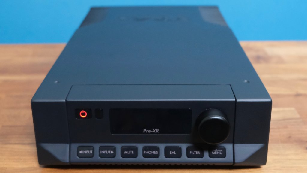 Cyrus Pre XR - front view - standby.