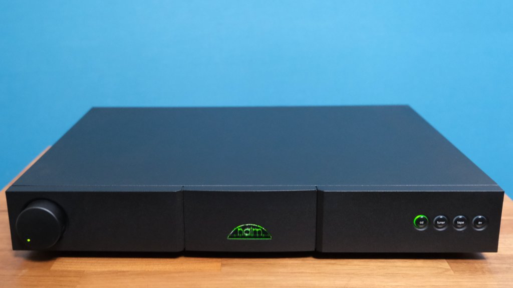 Naim Nait5i Front View.