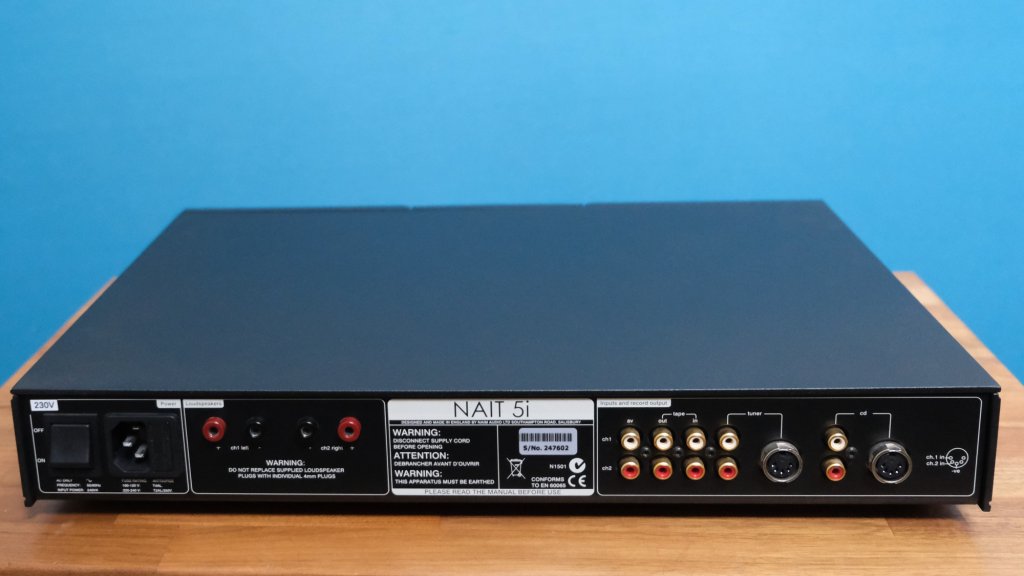 Naim Nait5i Rear View.