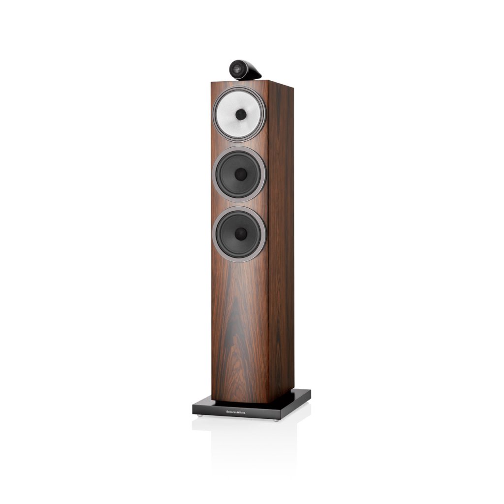 Bowers & Wilkins 703 S3.