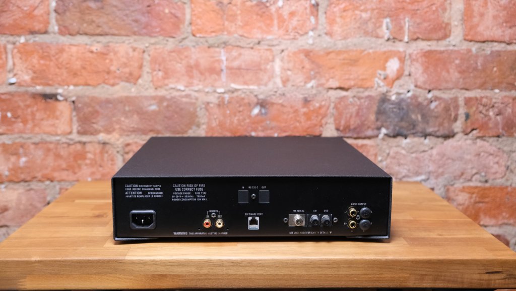Linn Pekin AM/FM Tuner.