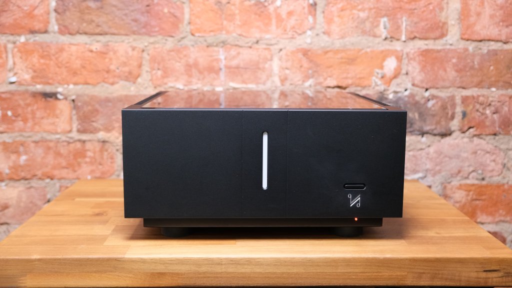 Quad Artera Stereo Power Amplifier.