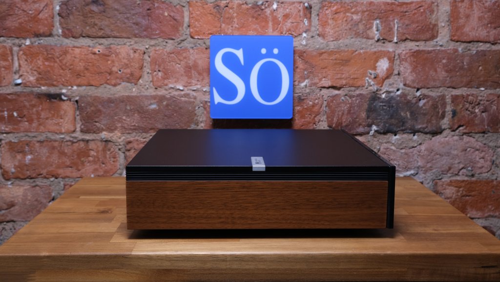 Cambridge Audio EVO 150.