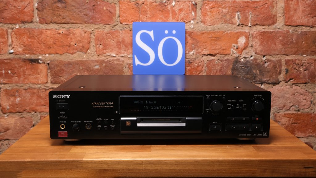 Sony MDS-JB930 Minidisc Player.