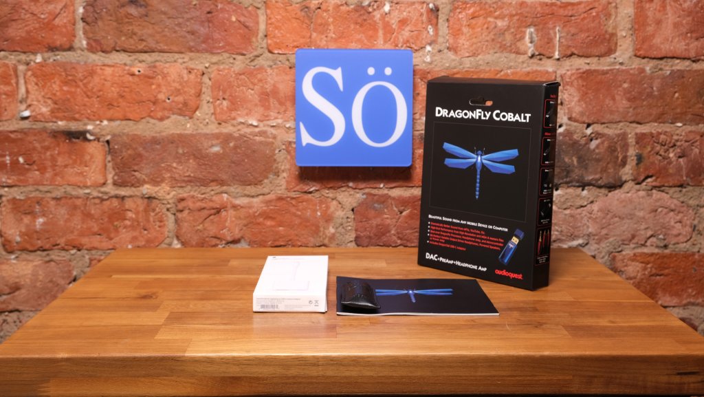 AudioQuest Dragonfly Cobalt.