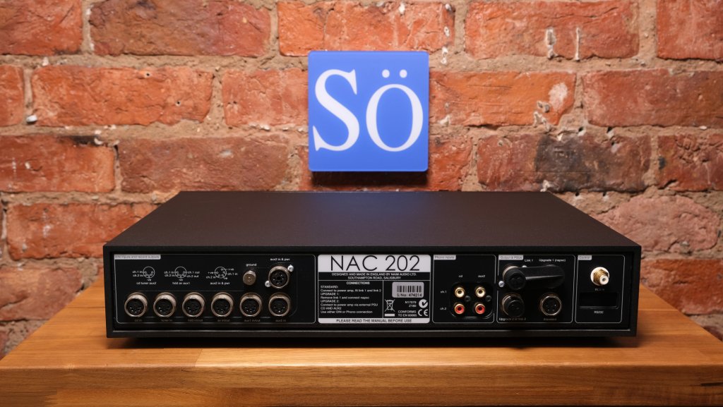 Naim NAC 202.