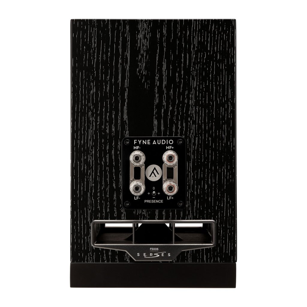 Fyne Audio F500S.