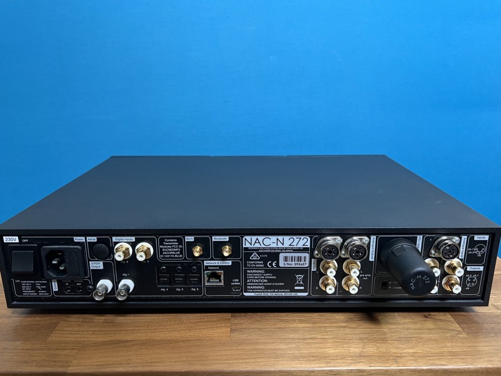 Naim NAC N-272.