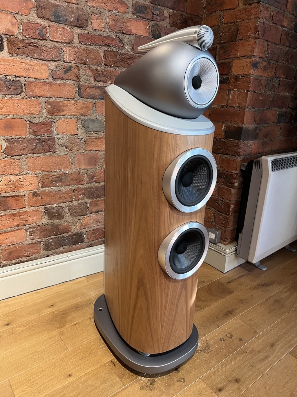 Bowers & Wilkins 803 D4 Ex-Demo.